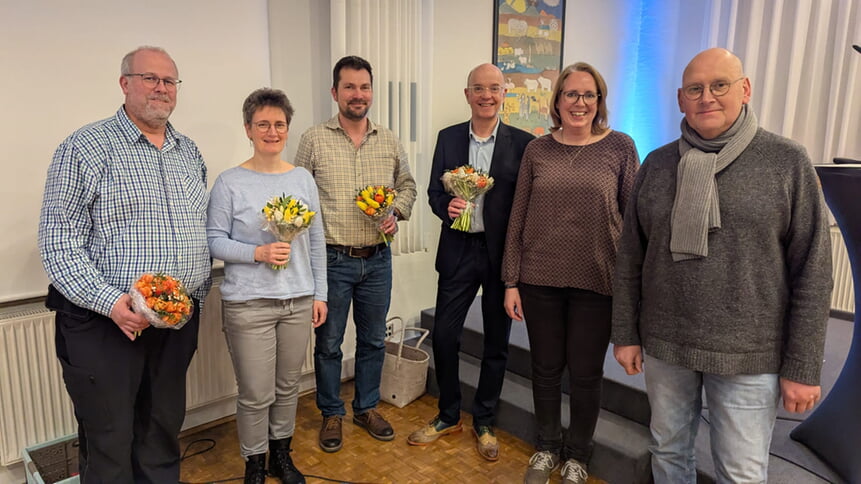 v.l.n.r.: Christian Braas, Tanja Heide (Beisitzerin und Kassenführerin), Armin Loth (stellvertretender Vorsitzender), Thomas Kiehl, Dörthe Heilmann (Vorsitzende), Mathias Frank (Beisitzer)